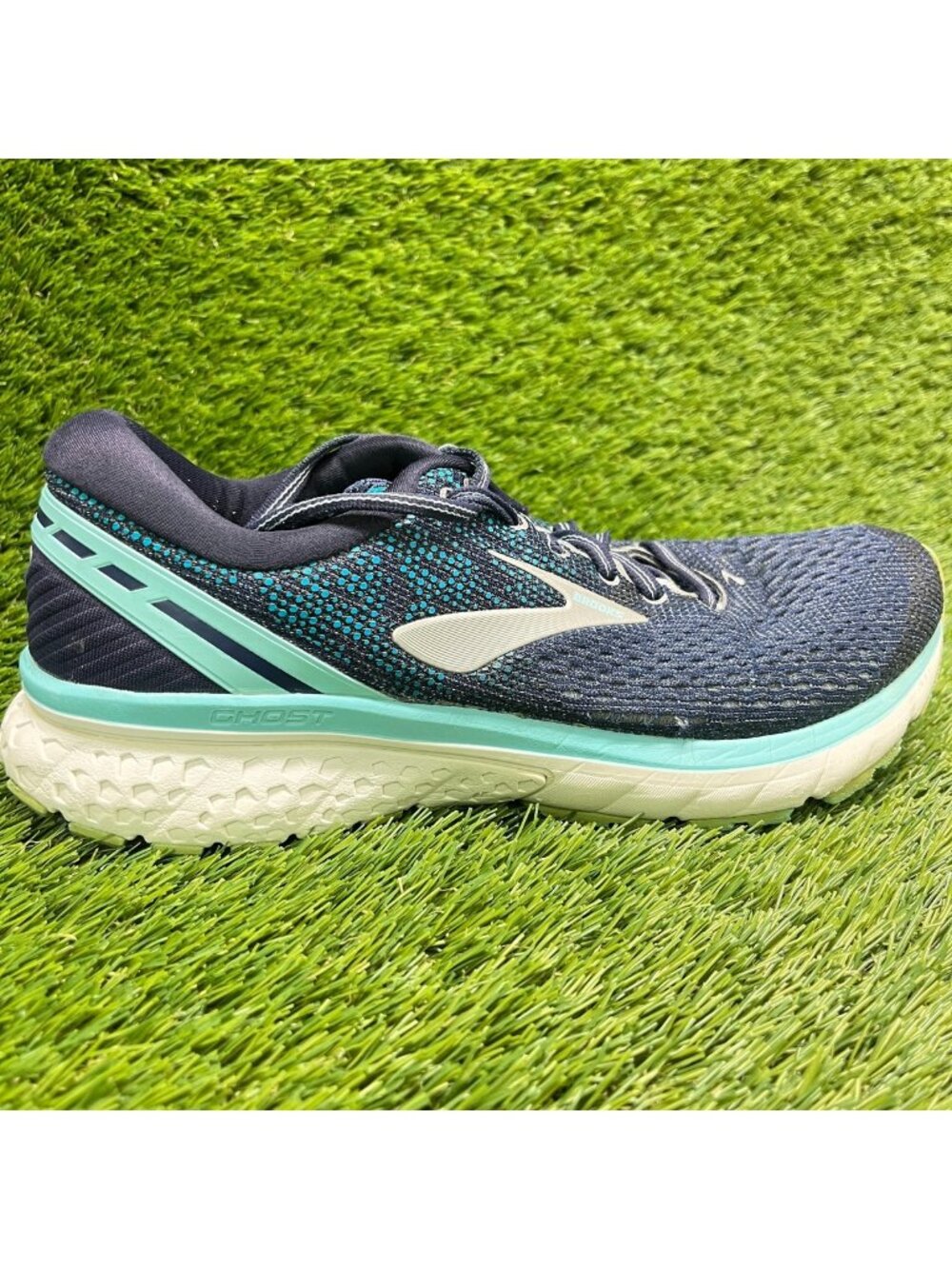 Brooks Ghost 11 Womens Size 8 Blue White Athletic Running Walking Shoes Sneakers